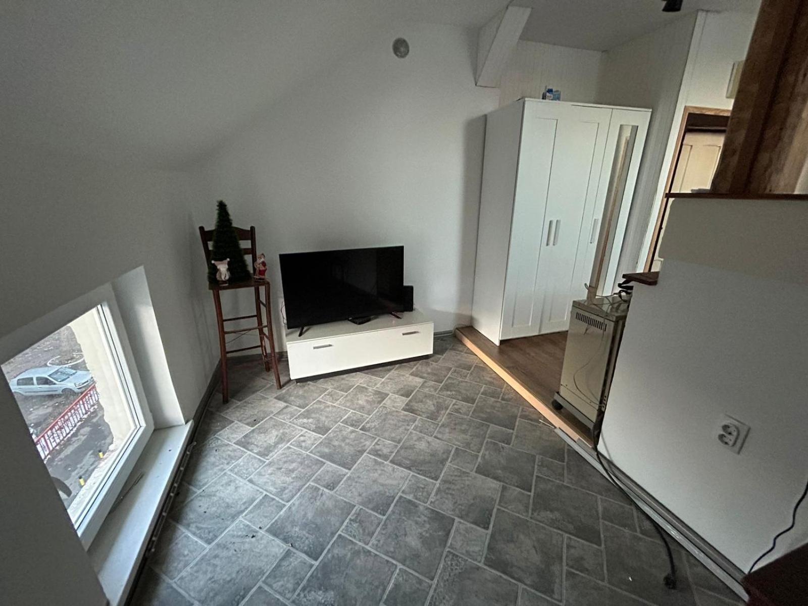 Private Apartament With Shared Bathroom Belgrade Extérieur photo
