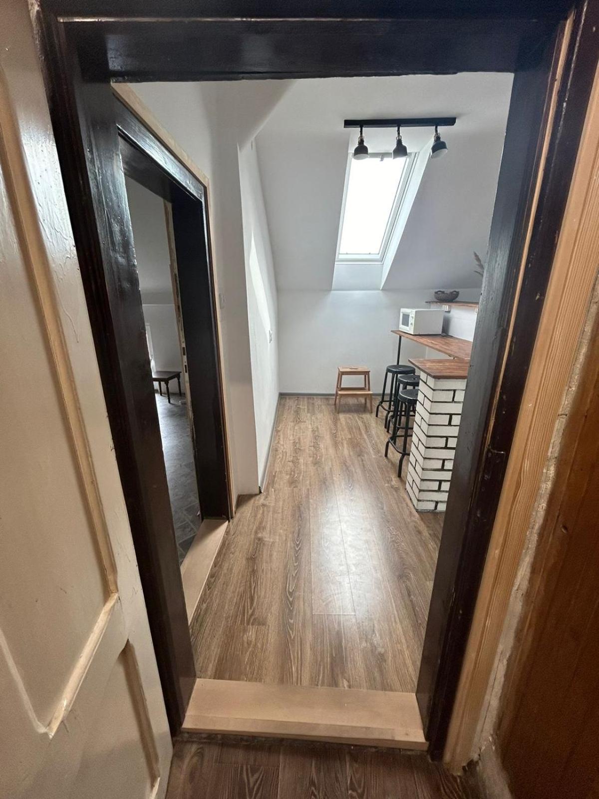 Private Apartament With Shared Bathroom Belgrade Extérieur photo